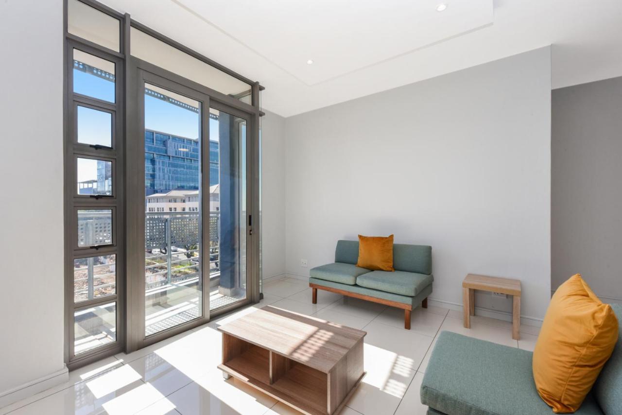 The Median Rosebank Luxury Apartment - Building With Generator Johannesburgo Exterior foto